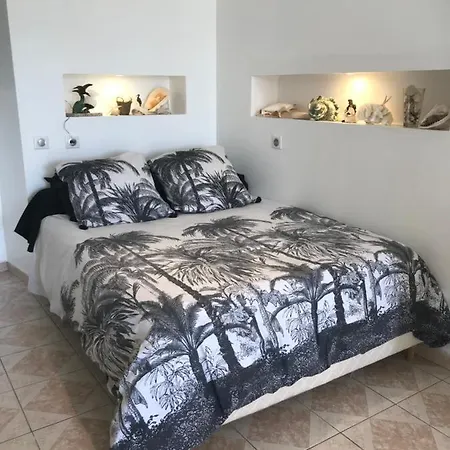 Le Διαμέρισμα